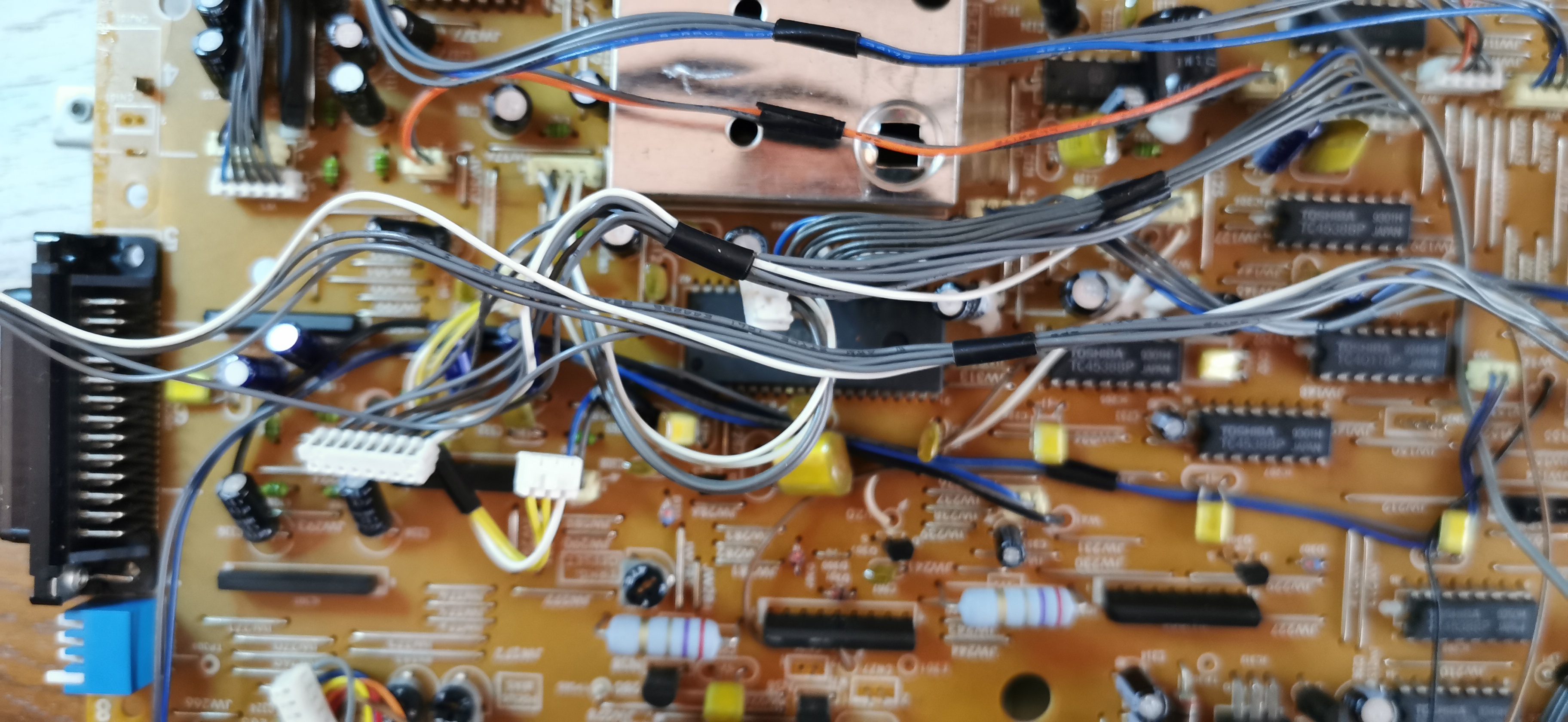 MB-40 component side detail 4