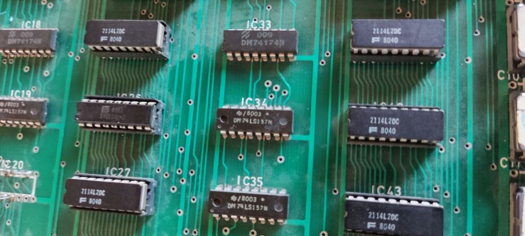 ROMs PCB component side detail 5